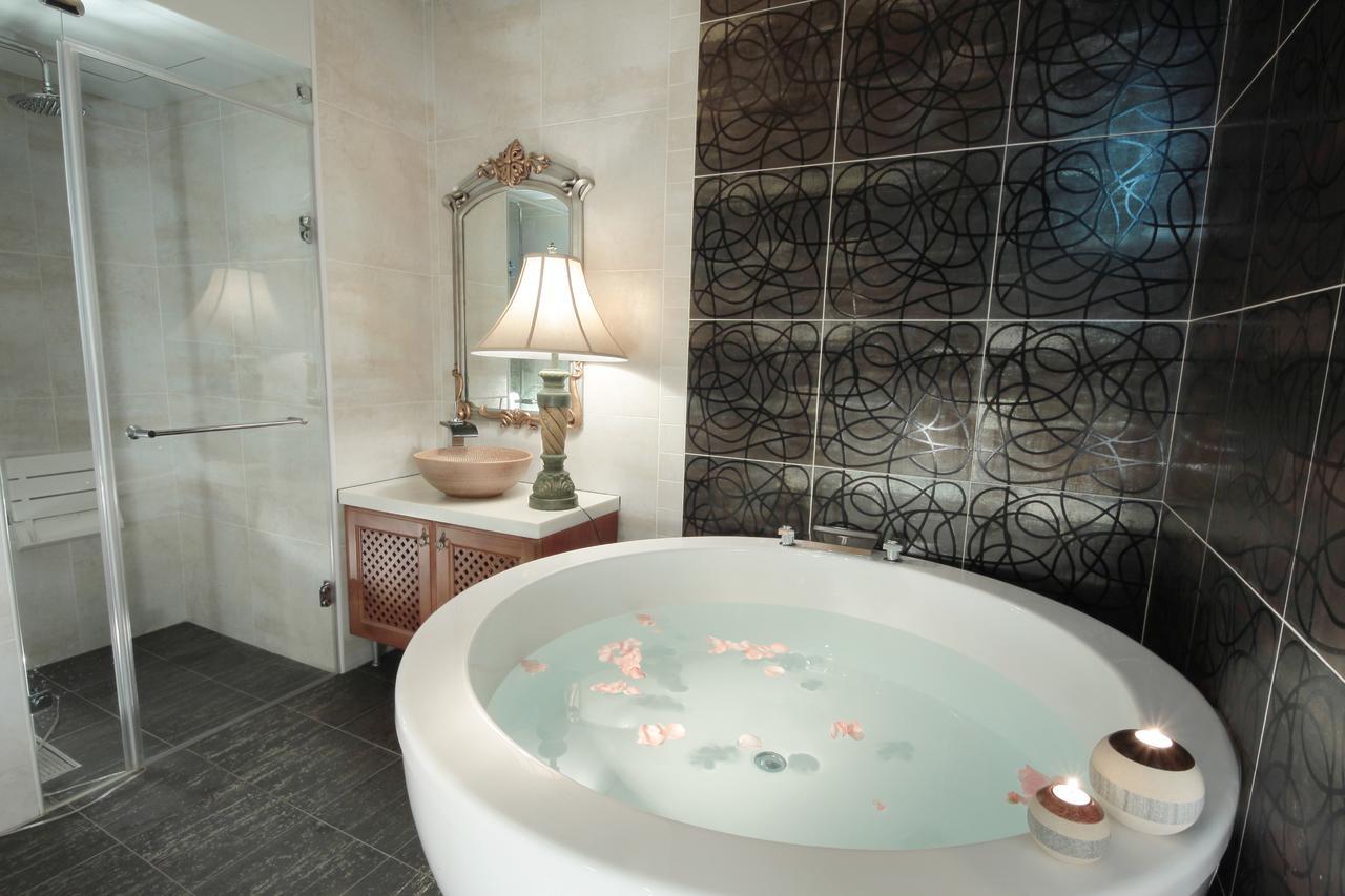 Luxembourg Hills Homestay Jiaoxi Esterno foto